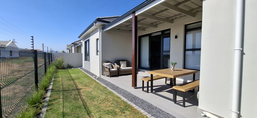 To Let 3 Bedroom Property for Rent in Groot Phesantekraal Estate Western Cape